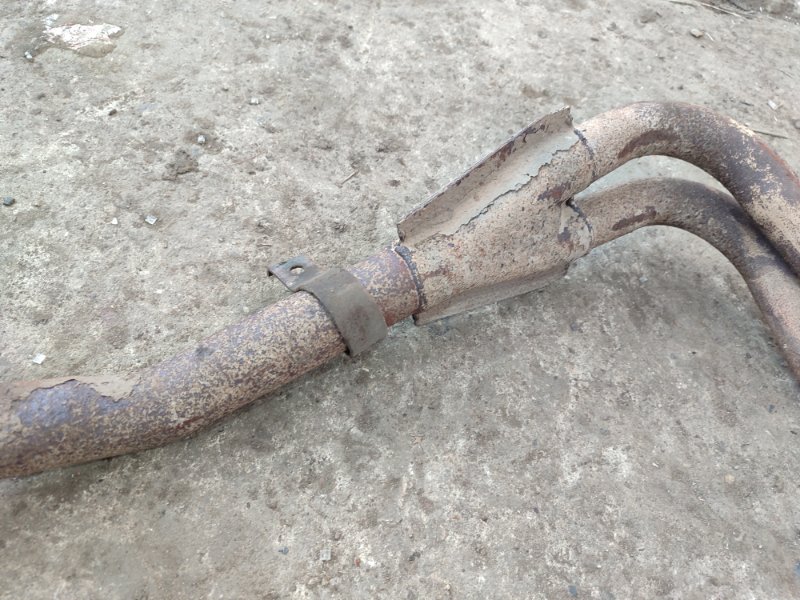 Приемная труба глушителя лада 2107 седан