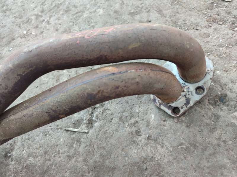 Приемная труба глушителя лада 2107 седан