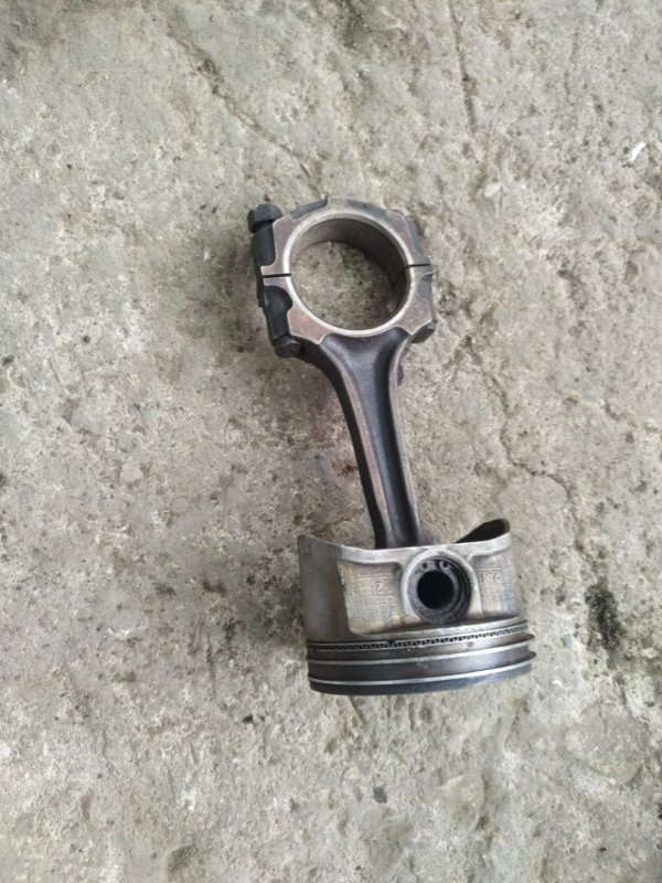Поршень Nissan Primera P10