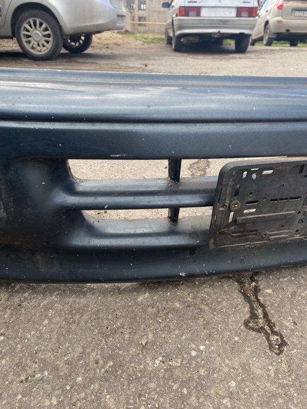 Бампер Toyota carina 1993 ST190