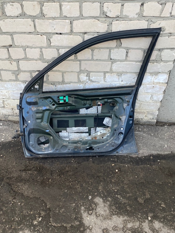 Дверь боковая Toyota carina 1993 ST190