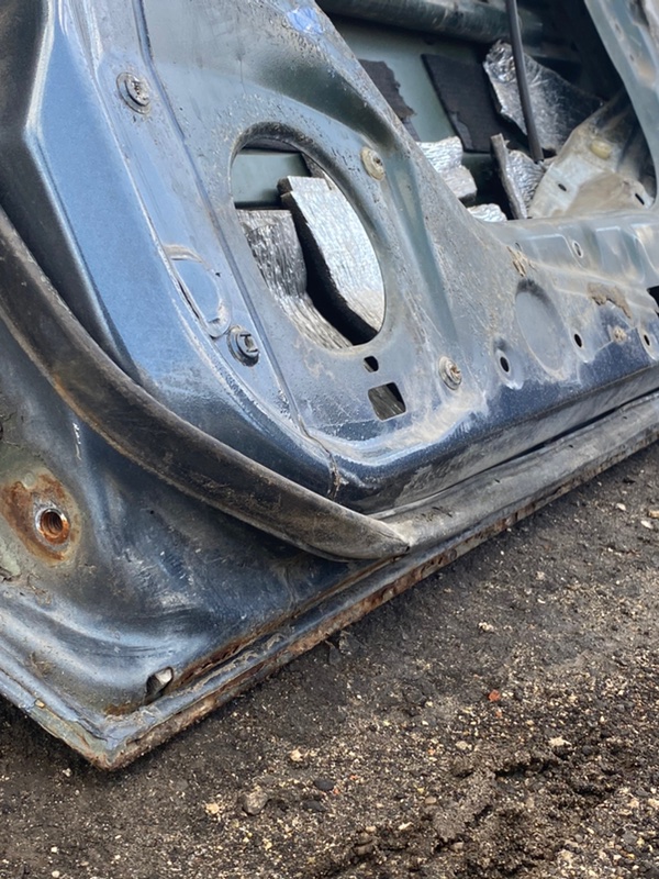 Дверь боковая Toyota carina 1993 ST190