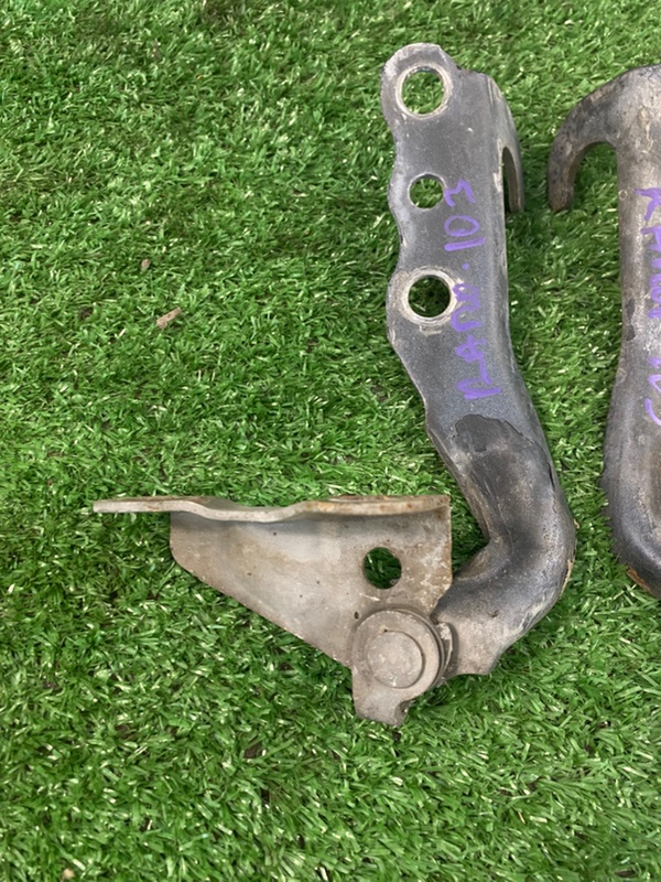 Петли капота Toyota carina 1993 ST190