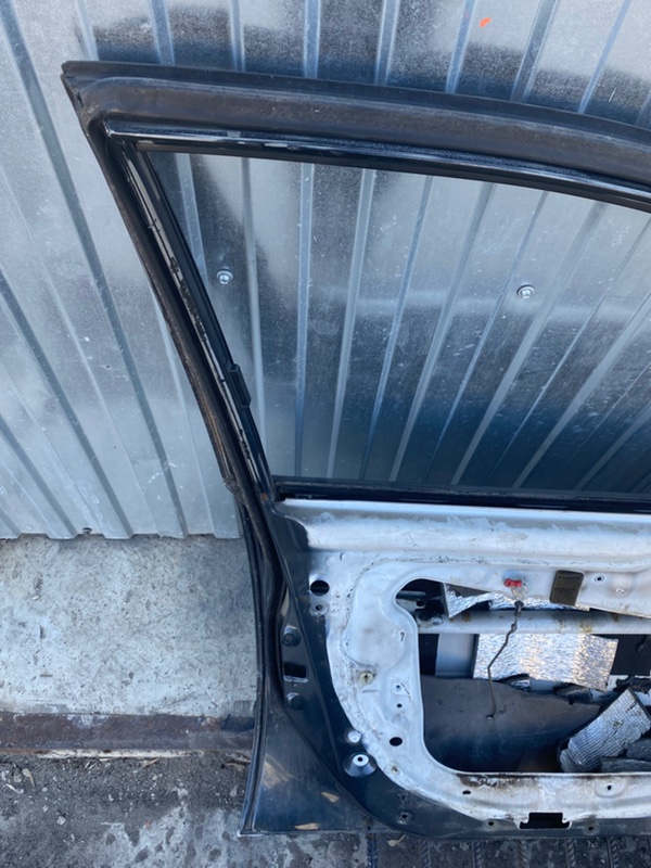 Дверь боковая Toyota carina 1993 ST190