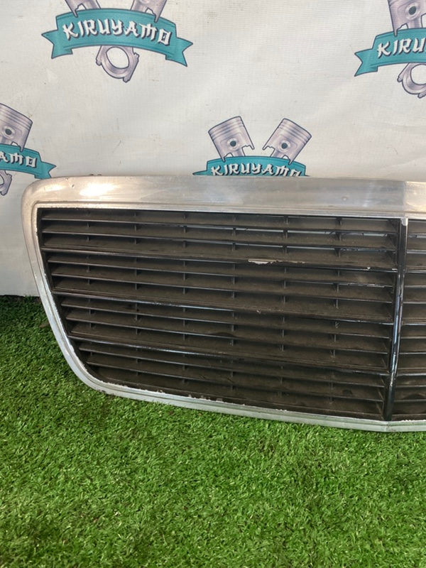 Решетка радиатора Mercedes-Benz E-ClASS 1998 W210