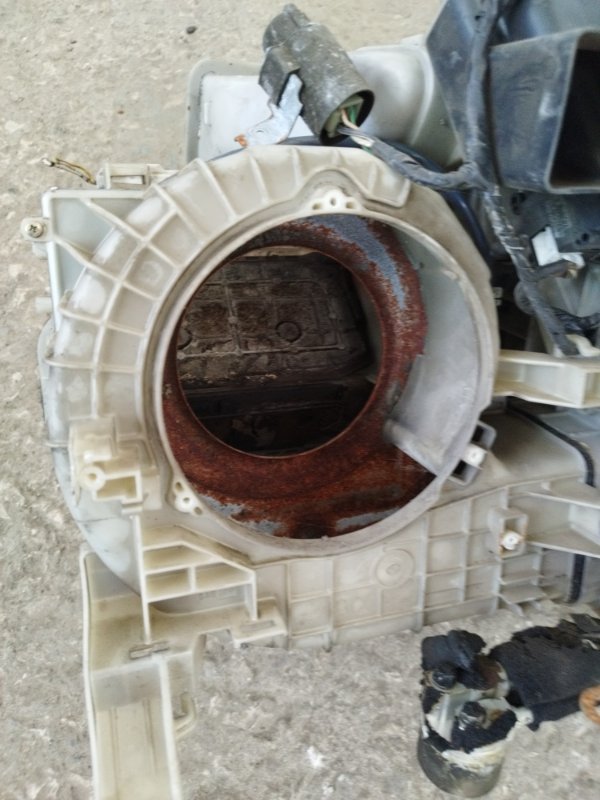 Корпус печки Toyota carina 1993 ST190