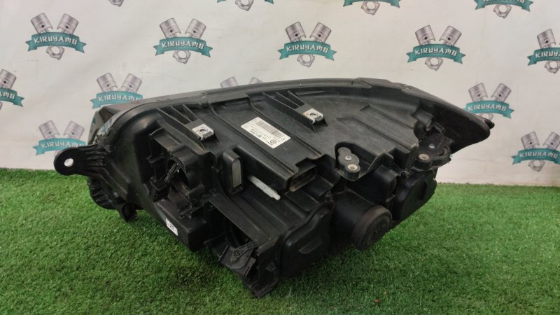 Фара Volkswagen Multivan V6