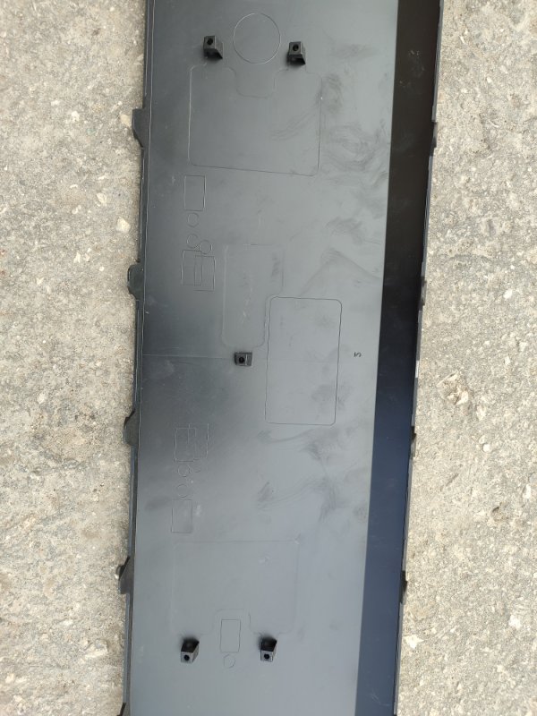 Накладка на бампер Hyundai Elantra