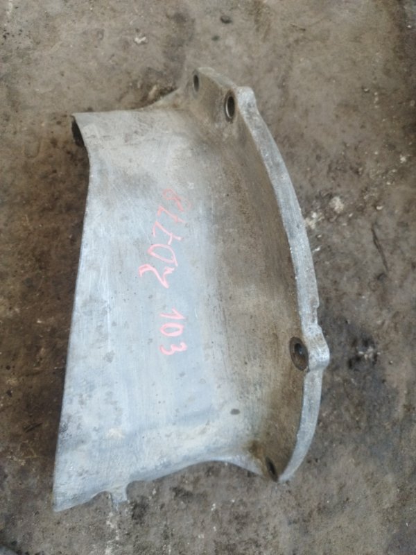Кожух маховика Toyota carina 1993 ST190