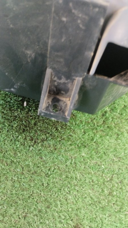 Пепельница Ford Courier