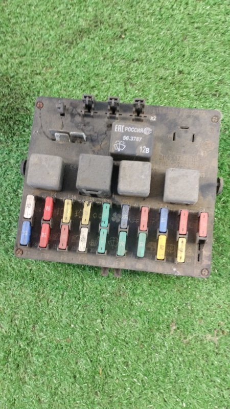 Блок предохранителей