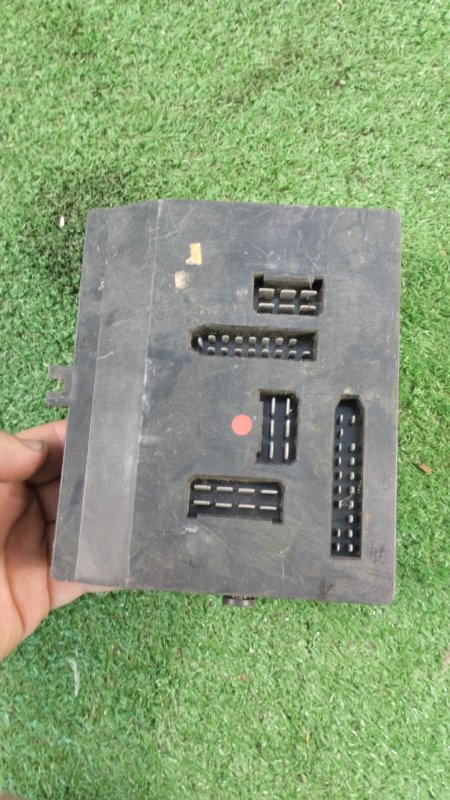 Блок предохранителей