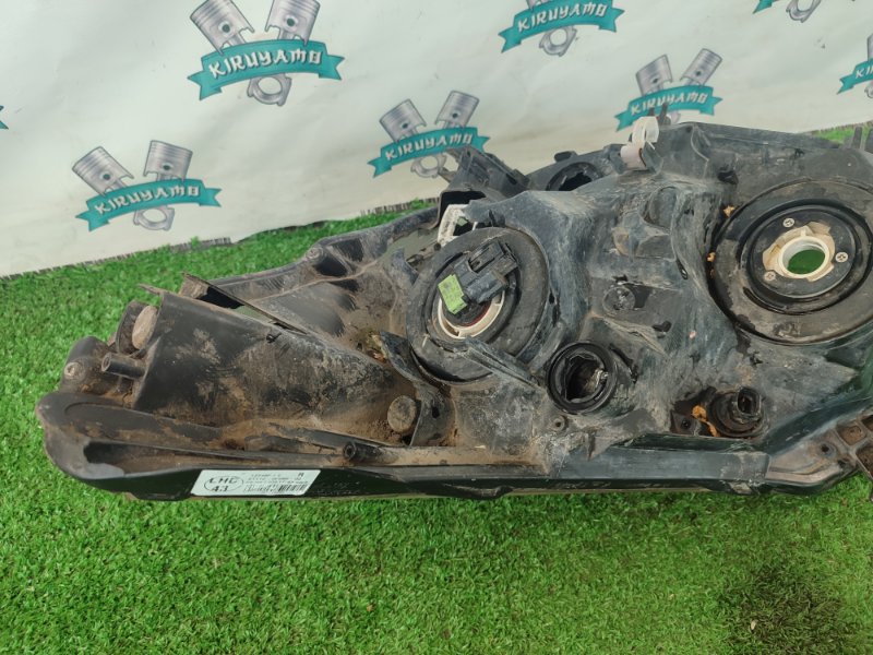 Фара галогеновая Toyota Verso 2009 ZGR21L-GRXEPW