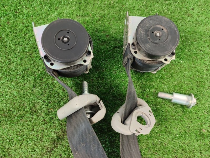 Ремень безопасности Toyota Verso 2009 ZGR21L-GRXEPW