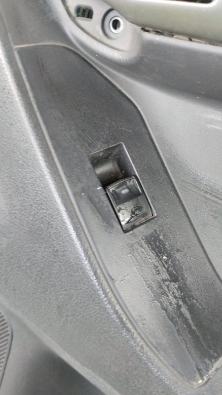 Обшивка боковой двери Toyota Verso 2009 ZGR21L-GRXEPW