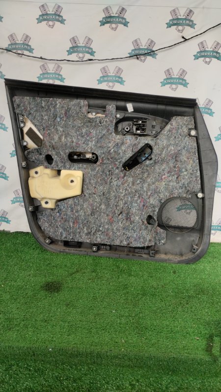 Обшивка боковой двери Toyota Verso 2009 ZGR21L-GRXEPW