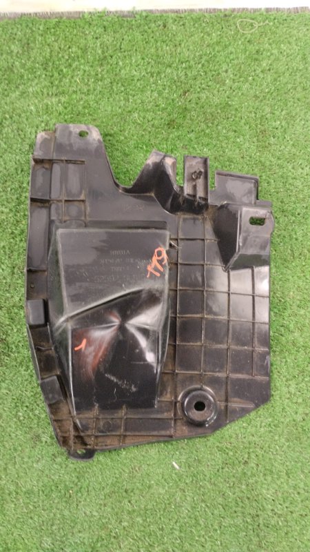 Подкрылок Toyota Verso 2009 ZGR21L-GRXEPW