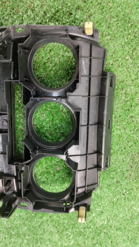 Накладка на переднюю панель Toyota Verso 2009 ZGR21L-GRXEPW