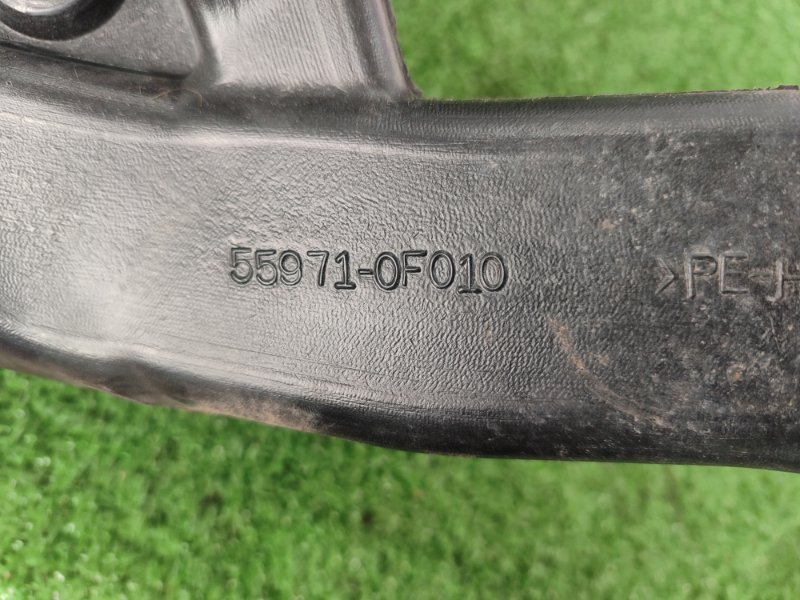 Воздуховод салона Toyota Verso 2009 ZGR21L-GRXEPW