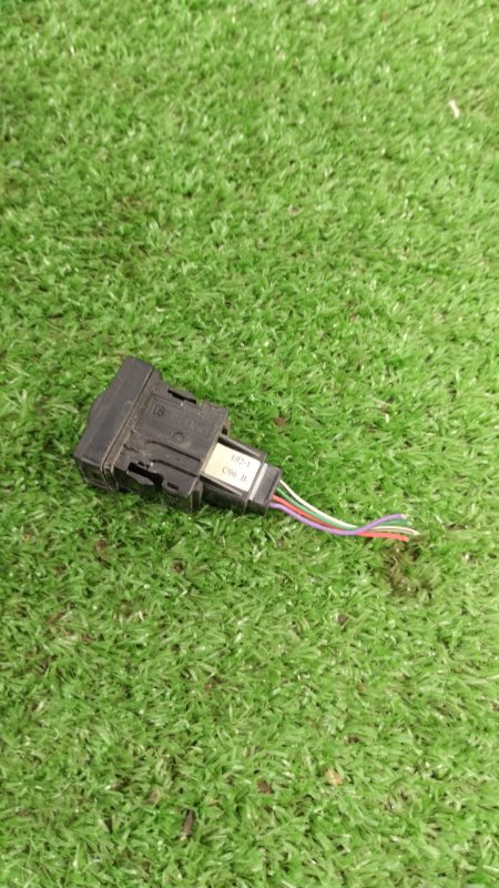 Переключатель света Toyota Verso 2009 ZGR21L-GRXEPW