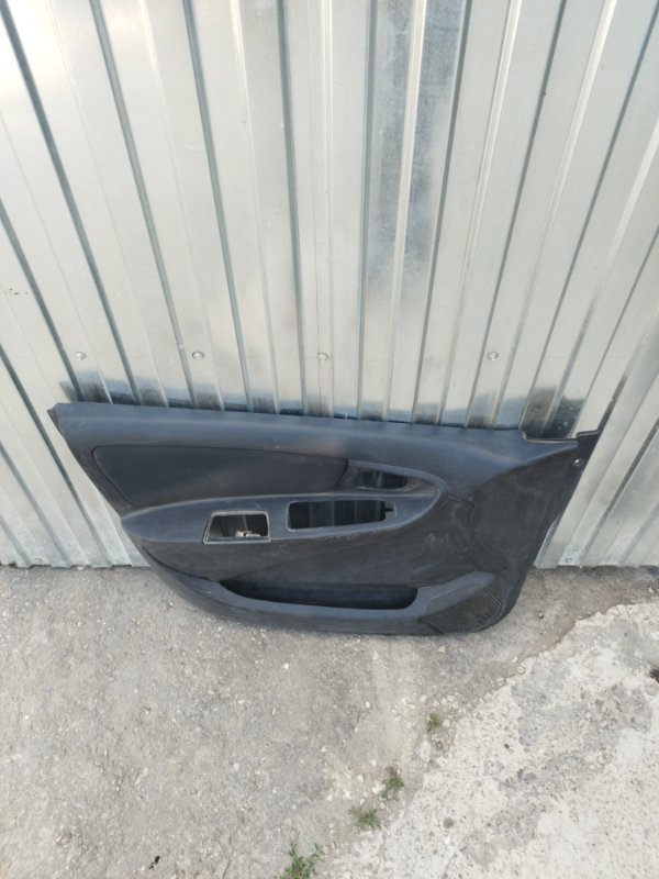 Обшивка боковой двери Geely MK 2008