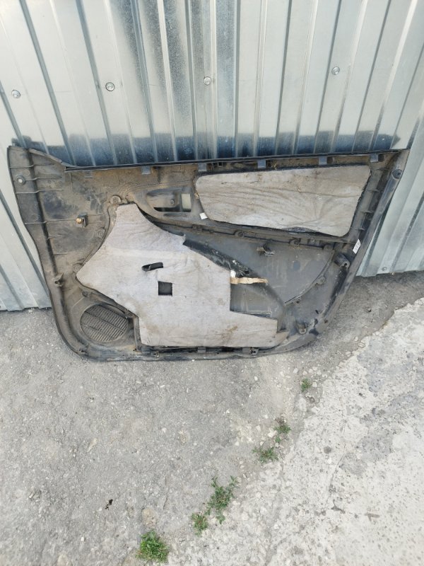 Обшивка боковой двери Geely MK 2008