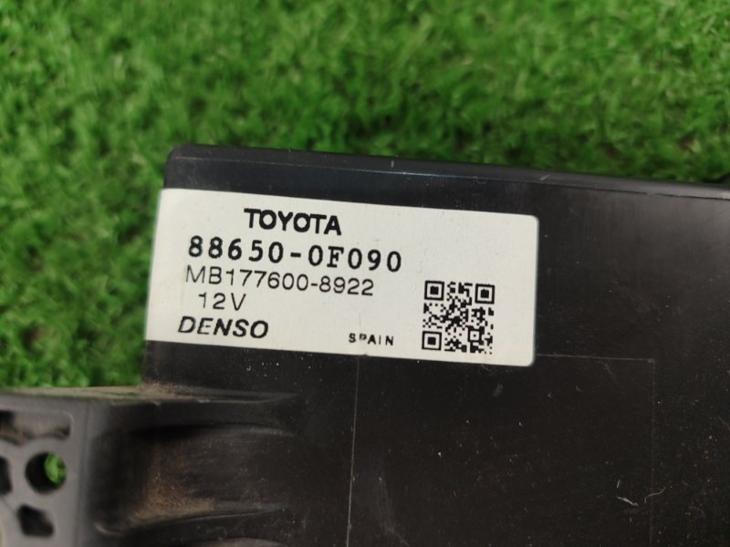 Блок управления климат-контролем Toyota Verso 2009 ZGR21L-GRXEPW