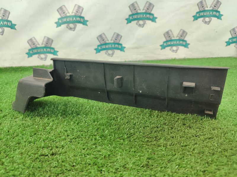 Накладка сиденья Toyota Verso 2009 ZGR21L-GRXEPW