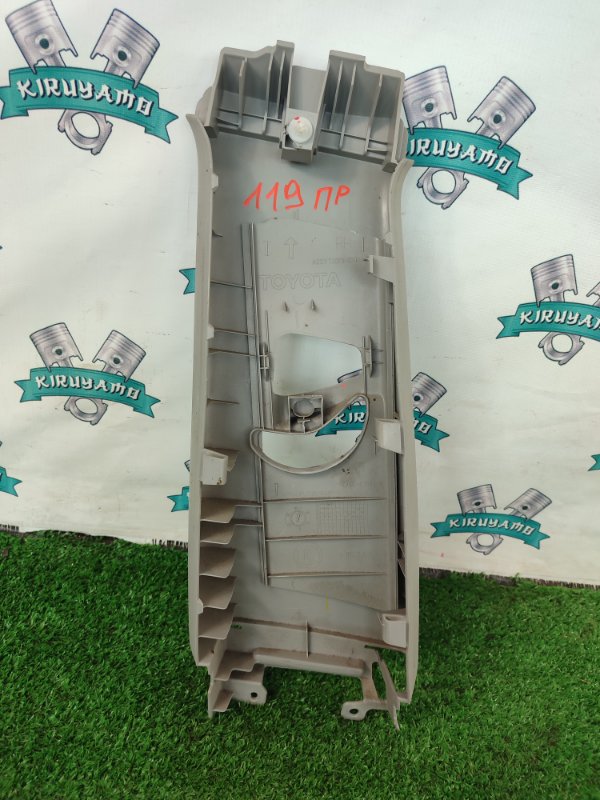 Накладка на стойку кузова Toyota Verso 2009 ZGR21L-GRXEPW