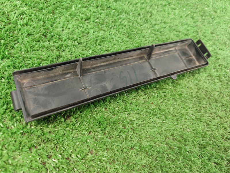 Крышка салонного фильтра Toyota Verso 2009 ZGR21L-GRXEPW