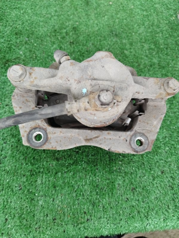 Суппорт тормозной Toyota Verso 2009 ZGR21L-GRXEPW