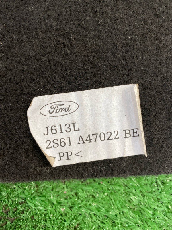 Прокладка настила пола Ford Fusion 2006