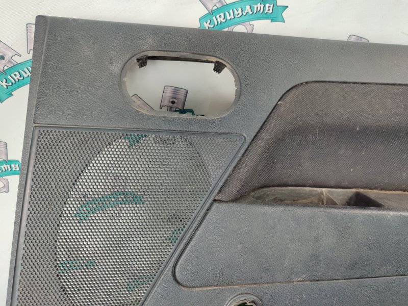 Обшивка боковой двери Ford Fusion 2006