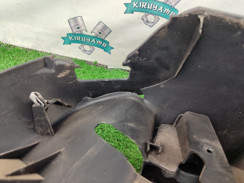 Полка салона задняя Ford Fusion 2006