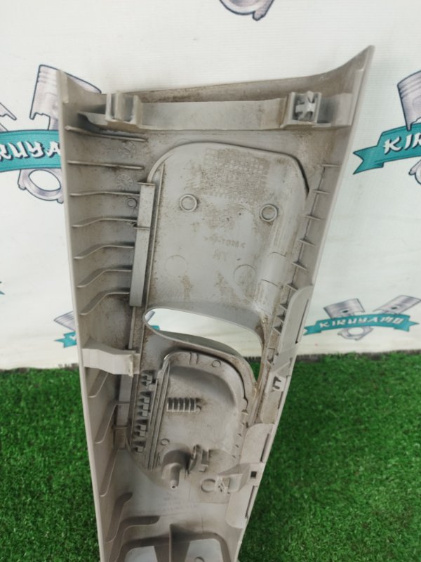 Накладка на стойку кузова Ford Fusion 2006