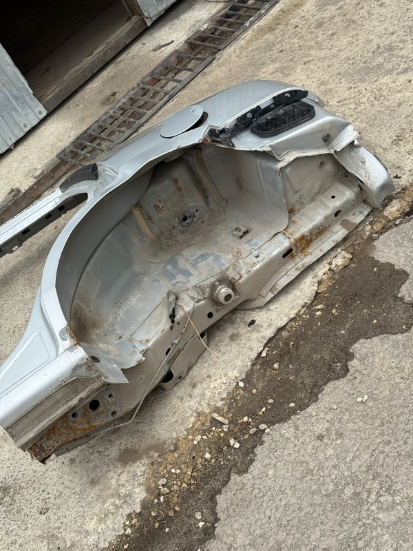 Крыло Ford Fusion 2006