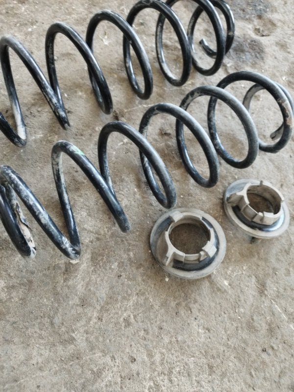 Пружина подвески Ford Fusion 2006