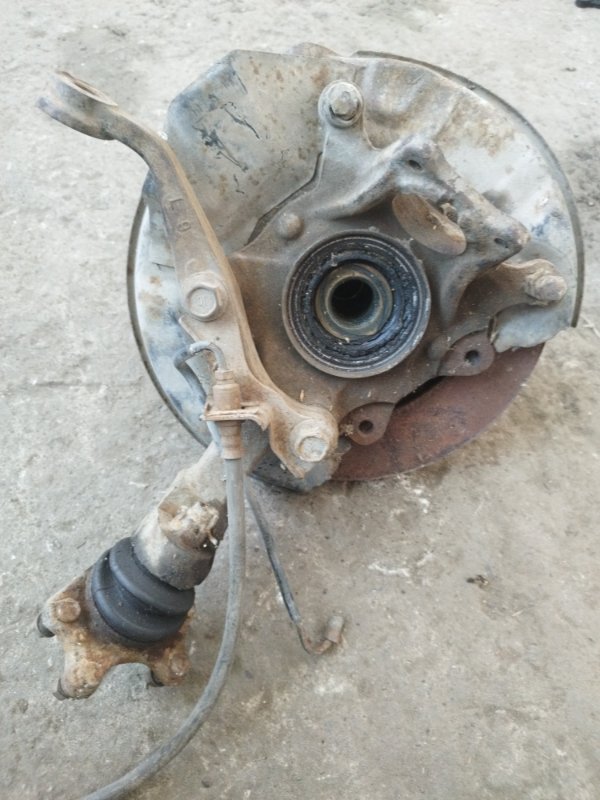 Кулак поворотный Toyota Surf 130