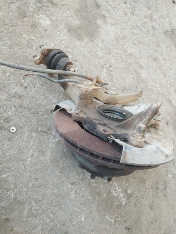 Кулак поворотный Toyota Surf 130