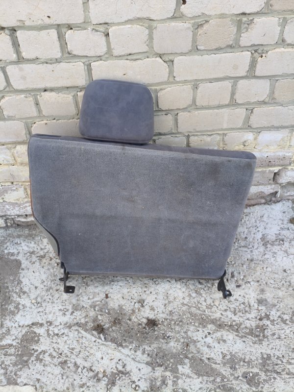 Сиденье Mitsubishi Airtrek