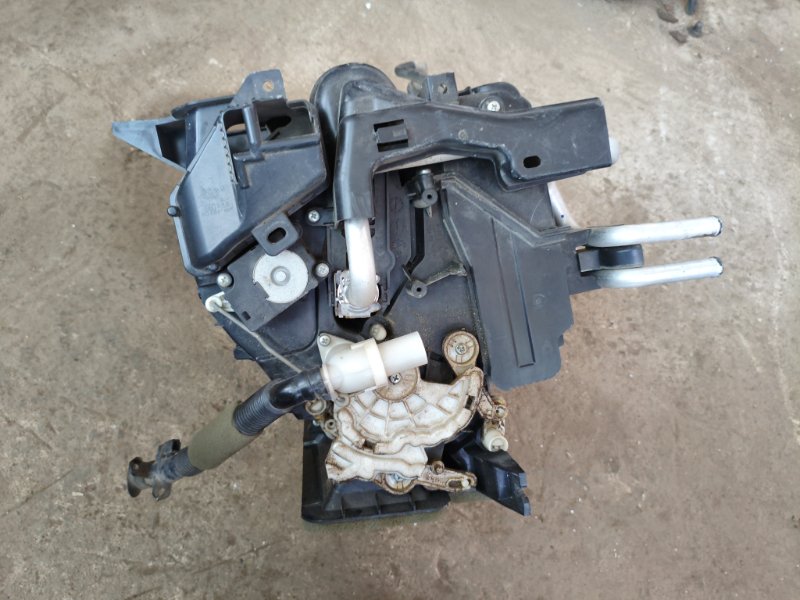 Корпус печки Subaru Impreza