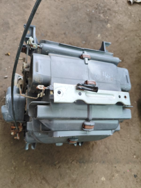 Корпус печки Mitsubishi Pajero