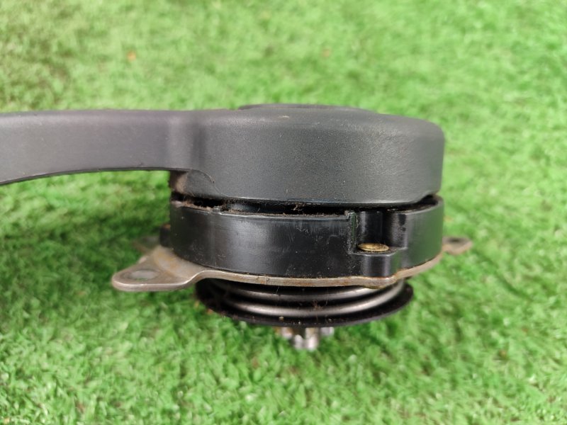 Ручка регулировки спинки сиденья Ford Fusion 2006