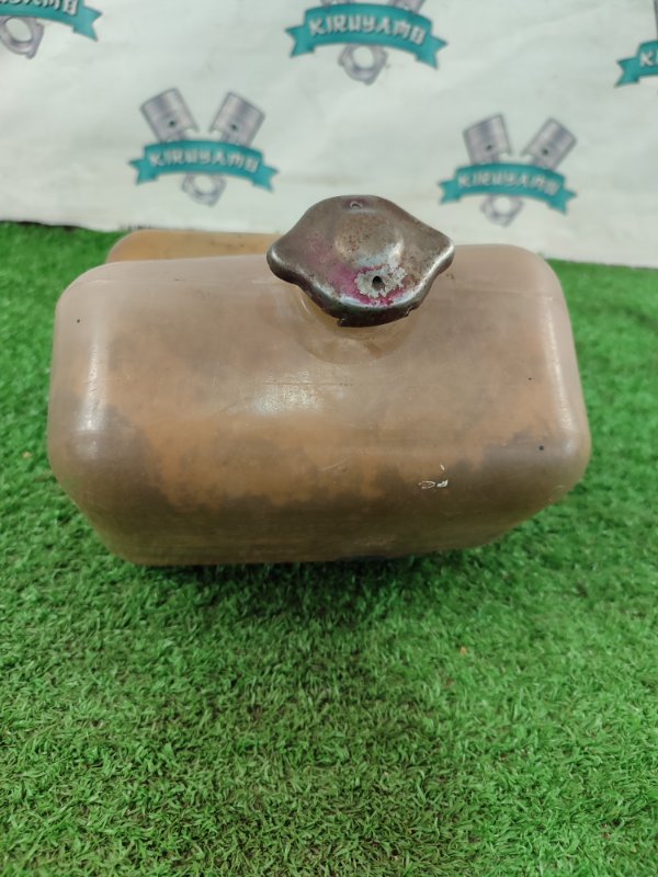 Бачок расширительный нива 21214