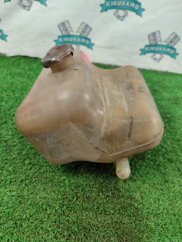 Бачок расширительный нива 21214