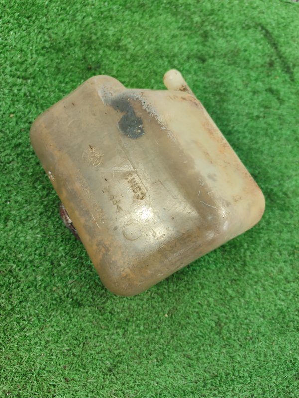 Бачок расширительный нива 21214