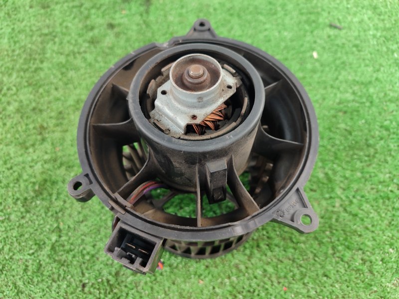 Мотор печки Ford Fusion 2006