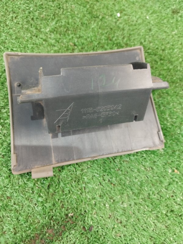 Бардачок между сиденьями лада KALINA КАЛИНА 2010 111730 УНИВЕРСАЛ