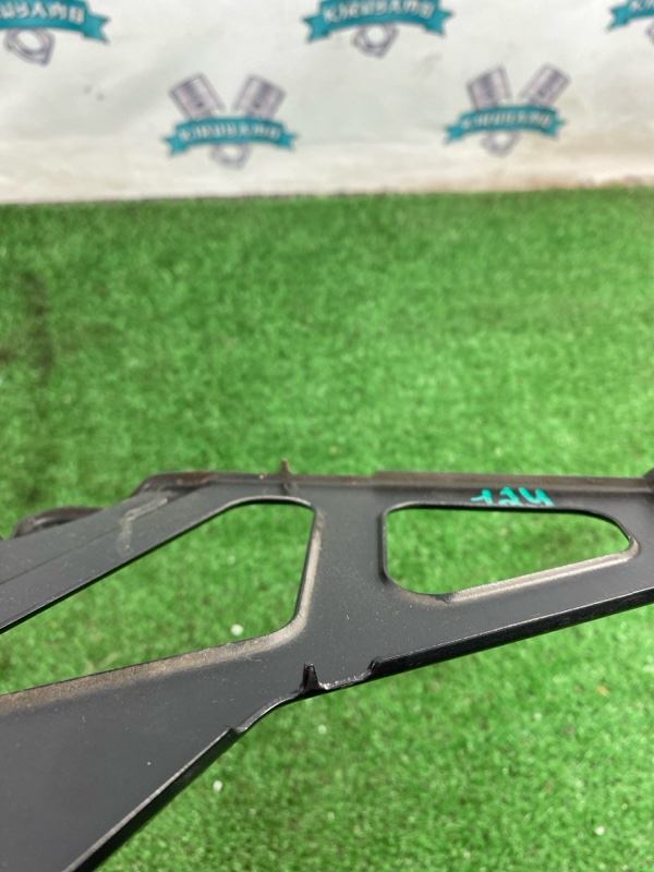 Кронштейн замка двери лада KALINA КАЛИНА 2010 111730 УНИВЕРСАЛ