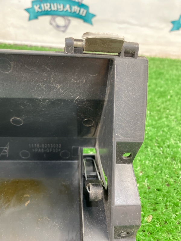 Пепельница лада KALINA КАЛИНА 2010 111730 УНИВЕРСАЛ